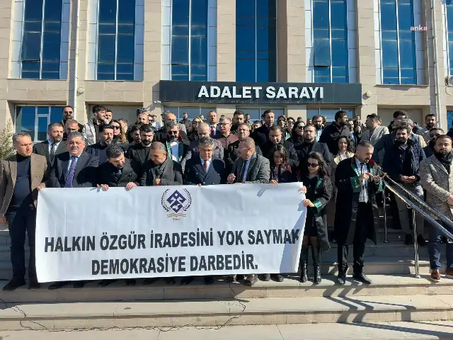 Türkiye Barolar Birliği'nden Van Büyükşehir Belediyesi'ne kayyum atanmasına tepki