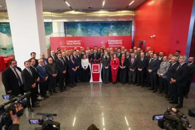 CHP’de 81 il başkanından ortak açıklama: Sokakta halkımızla yan yana olmaya devam edeceğiz
