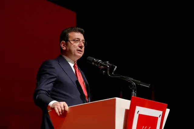 İmamoğlu: CHP'yi parçalamak isteyenler kaybetti