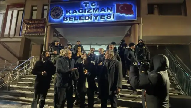 DEM Parti: Halk iradesinden korkanlar yine devrede