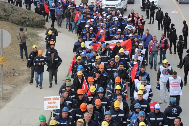 Ankara'ya yürüyen maden işçileri Sincan'da