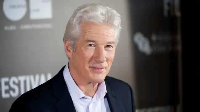 ABD'li aktör Richard Gere, dünyanın Trump'tan dolayı tehlikede olduğunu söyledi