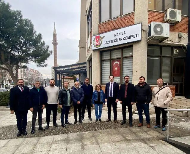 BİK İzmir Bölge Müdürü Eren’den Manisa Gazeteciler Cemiyeti Başkanı Aydın ve yönetimine hayırlı olsun ziyareti