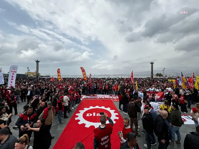 İzmir’de DİSK’ten genel grev ve direniş çağrısı