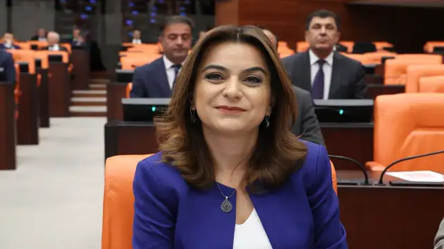 Gülüstan Kılıç Koçyiğit'ten 8 Mart için kanun teklifi: Tüm kadınlar için resmi tatil olsun!