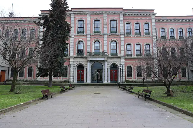 Fazıl Say: İstanbul Üniversitesi’nde 50 akademisyen açığa alındı