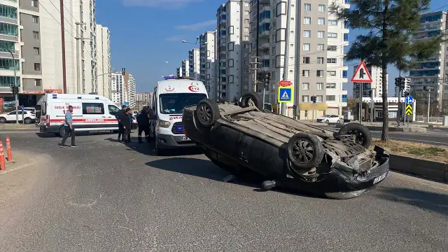 Diyarbakır’da kaza: 3’ü çocuk 6 yaralı