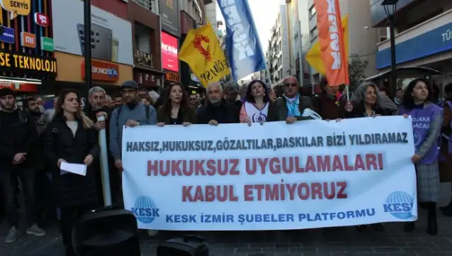 İzmir'de gözaltılara tepki