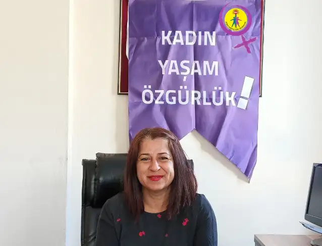 BES Antalya Şube: 8 Mart’ta erkek egemen sınırlara, kapitalist sömürüye karşı emek ve özgürlük mücadelesini büyütüyoruz!