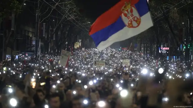 Belgrad’da tarihi protesto: Sırbistan’daki öğrenci eylemlerinin perde arkası
