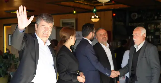 Başkan Tutdere, bayramlaşma töreninde vatandaşlarla buluştu