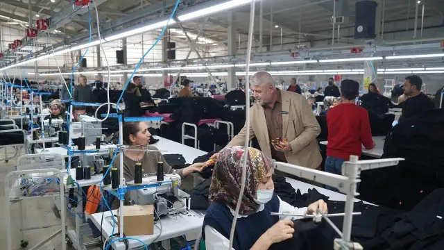 Adıyaman Belediyesi’nden emekçi kadınlara 8 Mart ziyareti