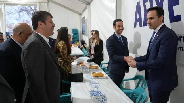 Başkan Tutdere, iftar sofrasında Doğru Yol Partisi Genel Başkanı Cenk Küpeli ve iş insanı Mustafa Kemal Akın’ı ağırladı