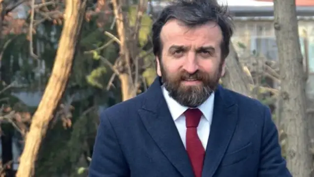 Flash TV'nin kayyımı Yeni Şafak yazarı oldu!