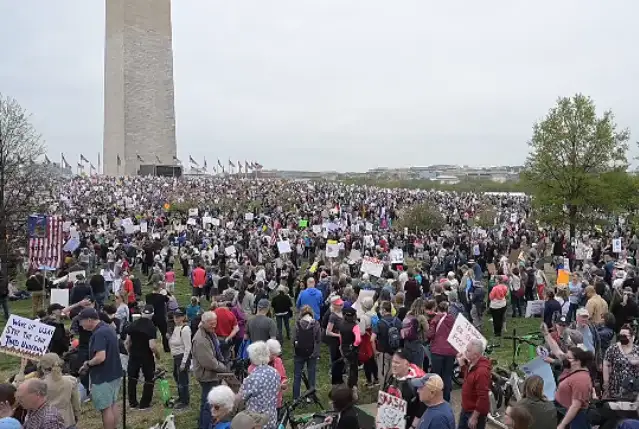 ABD genelinde Trump yönetimine karşı protesto gösterileri yapıldı