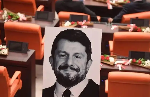 TİP: Can Atalay’ın Hatay halkıyla buluşmasının önünde tek bir imza kaldı