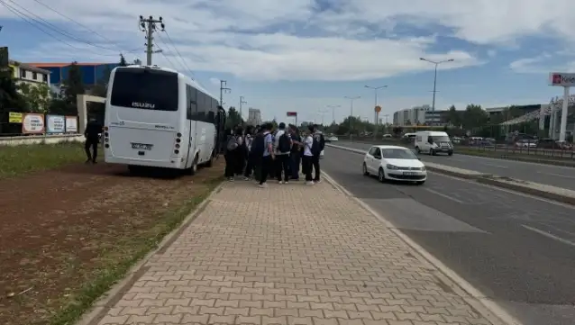 Diyarbakır'da 'Öğretmenime Dokunma' eylemine engel