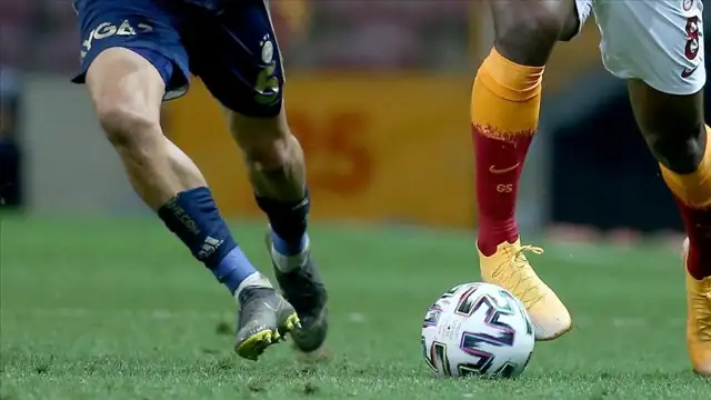 Galatasaray-Fenerbahçe rekabeti: 117 yıllık tarihten detaylar ve ilginç anılar