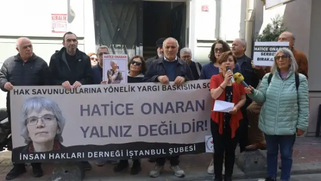 İHD'den 'tutsaklara para yatırmak suç değildir' eylemi