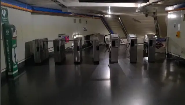 İspanya ve Portekiz'de geniş çaplı elektrik kesintisi yaşanıyor