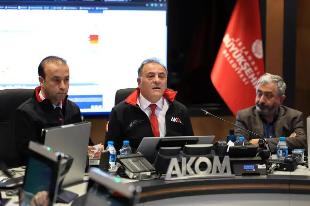 İBB Başkanvekili Aslan: Bu süreci milletin ferasetiyle atlatacağız
