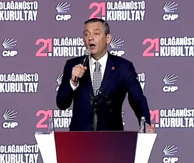 Özgür Özel: Zaman, demokratik yollarla cuntayı dağıtma zamanıdır