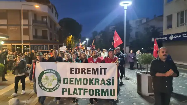 Edremit’te tepki devam ediyor: Bu memleketi haramilere bırakmayacağız!