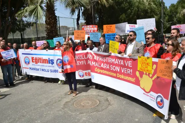‘Proje okul' projesi Manisa’da öğrenciler, sendika ve STK'lar tarafından protesto edildi