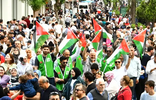 Mesir saçım törenlerinde Gazze eylemi