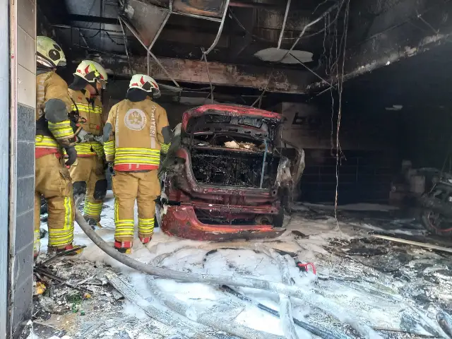 Manisa'da oto yıkamacıda çıkan yangında 1 kişi öldü