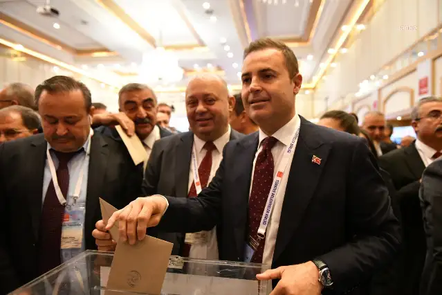 TBB 1. Başkanvekilliği'ne Balıkesir Büyükşehir Belediye Başkanı Ahmet Akın seçildi