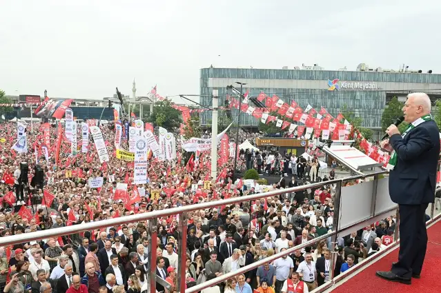 Başkan Bozbey'den adalet ve demokrasi çağrısı