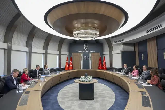 DEM Parti Heyeti CHP Genel Merkezi'nde