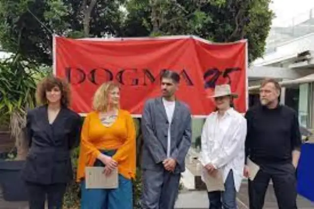 Cannes'da, Dogma 25 ilan edildi