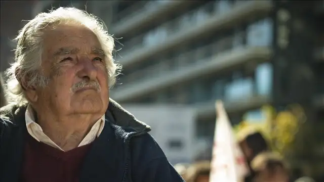 Uruguay'da hayatını kaybeden eski Devlet Başkanı Mujica, çiftliğinde defnedildi