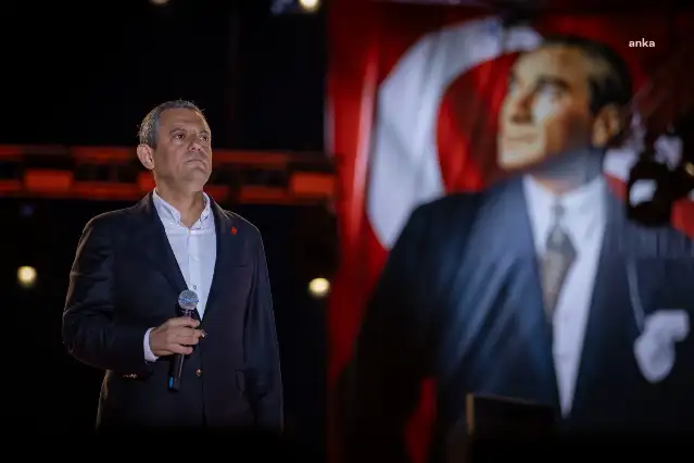 Özgür Özel'den LGS mesajı: Aylardır emek verdiğiniz şimdi karşılığını alma zamanı