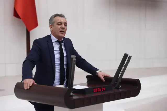 DEM Partili Hun: Kamu emekçilerinin yolu açılmalıdır