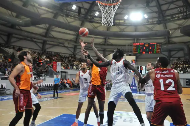 Manisa Basket Divisa can havliyle Galatasaray’a patladı: 94-75