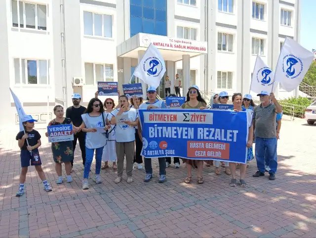 SES Antalya’dan sağlık emekçilerine yapılan kesintilere tepki: Bu hukuksuzluğu kabul etmiyoruz!