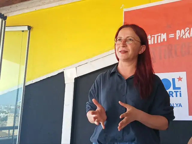 SOL Parti Antalya'da Eğitim Forumu düzenledi: Eğitim hakkı satılamaz!