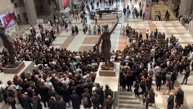 Avukatlar Çağlayan'dan seslendi: Bütün anayasal kurumları ve kamu görevlilerini Anayasaya saygıya çağırıyoruz