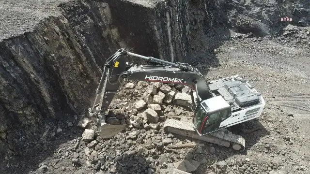 Erzurum Oltu'da taş ocağında göçük