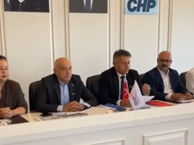 Yıldırım: Esenyurt şu anda bir cemaat yapılanmasının idaresine teslim edilmiştir