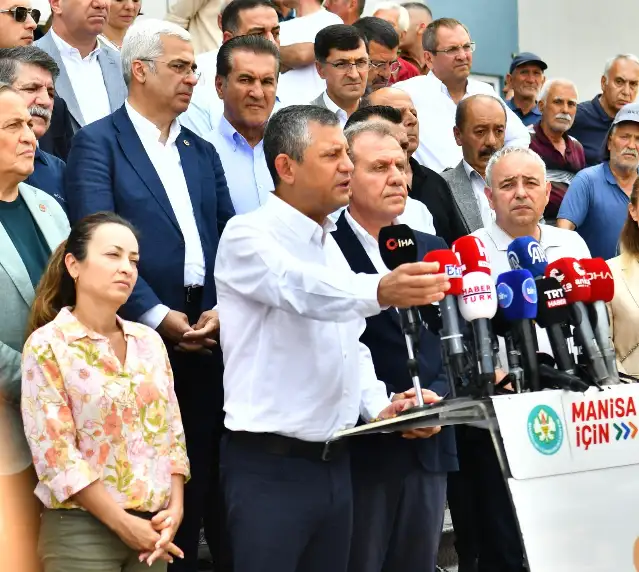 Özgür Özel: Yüreğim yanıyor. Hepimizin başı sağ olsun