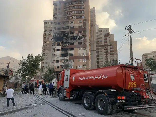 İsrail ordusu, İran'ın hava savunma sistemlerine kapsamlı saldırıyı tamamladığını açıkladı