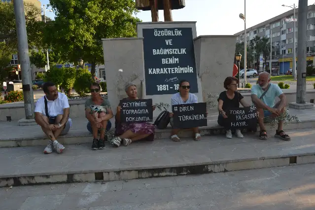 Ortaca'da zeytinlikleri için yurttaşlardan oturma eylemi