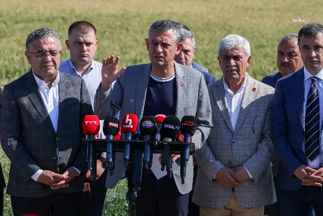 Özgür Özel: Bugün Türkiye Cumhuriyeti, terör örgütlerine bu muameleyi yapmıyor