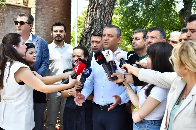 CHP Genel Başkanı Özgür Özel: Soruşturma, Manisa'nın savcılarına emanet