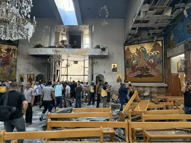 Şam'da kilisede meydana gelen patlamada 13 kişi hayatını kaybetti