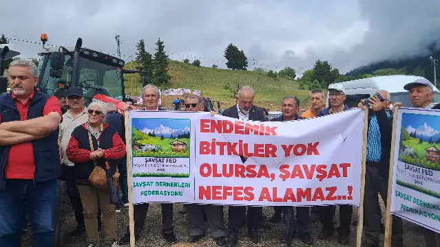 Artvin Şavşat'ta yapılması planlanan Rüzgar Enerji Santrali'ne karşı protesto